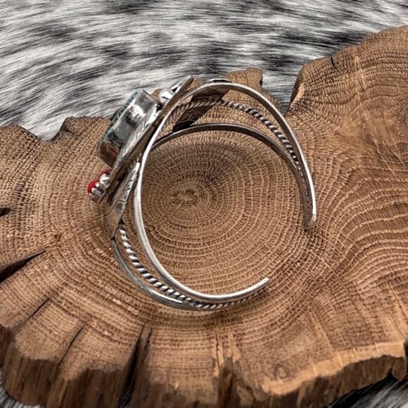 1970s Native American NAVAJO Sterling Turquoise & Coral Cuff Bracelet Leaves - Picture 2 of 4